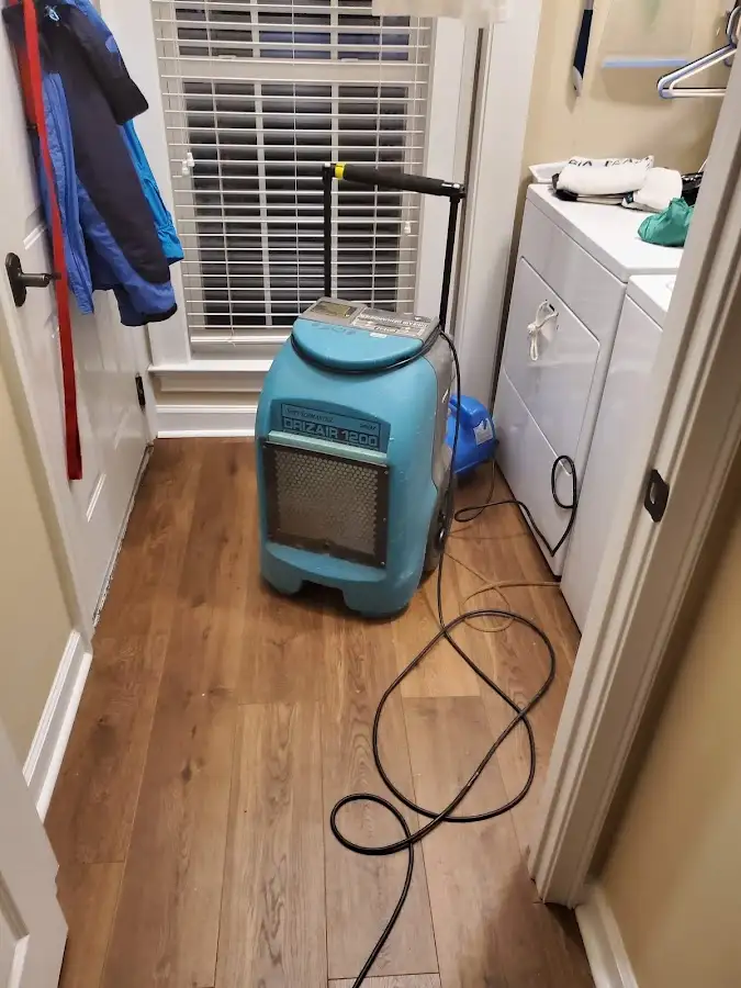 Commercial dehumidifier deployed for Crawl Space Restoration in Friendly